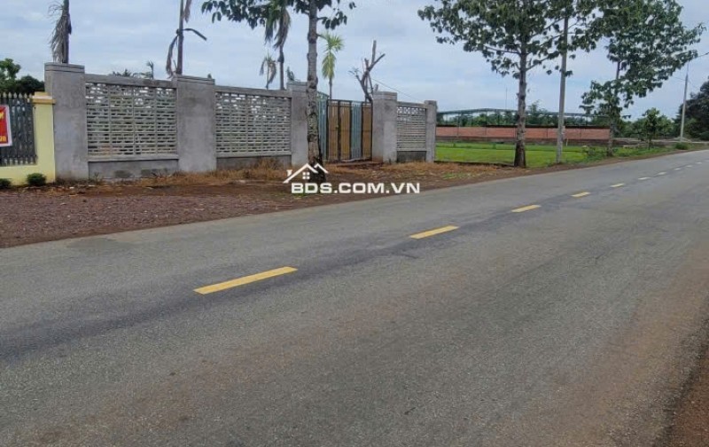 Đất sào nghỉ dưỡng.tại phường Xuân Lộc , cách khu du lịch núi CHỨA CHAN 10p xe